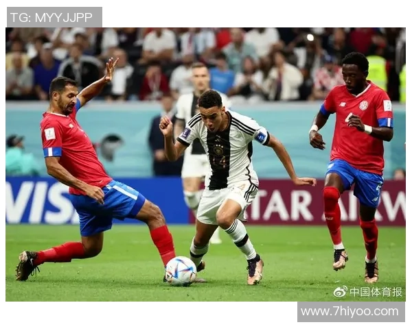 足球巨星传球广告新创意 传递梦想与激情共鸣